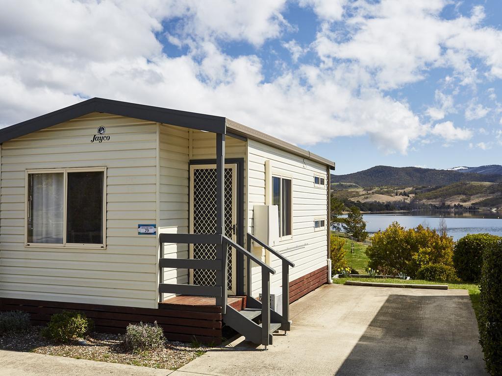 Nrma Jindabyne Holiday Park Hotel Buitenkant foto